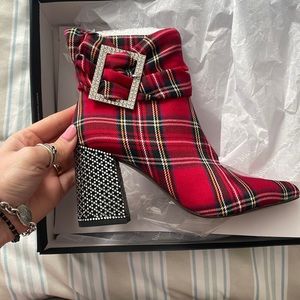 Betsey Johnson - Millburn Womens Twill Fabric Rhinestone Heel Ankle Boots